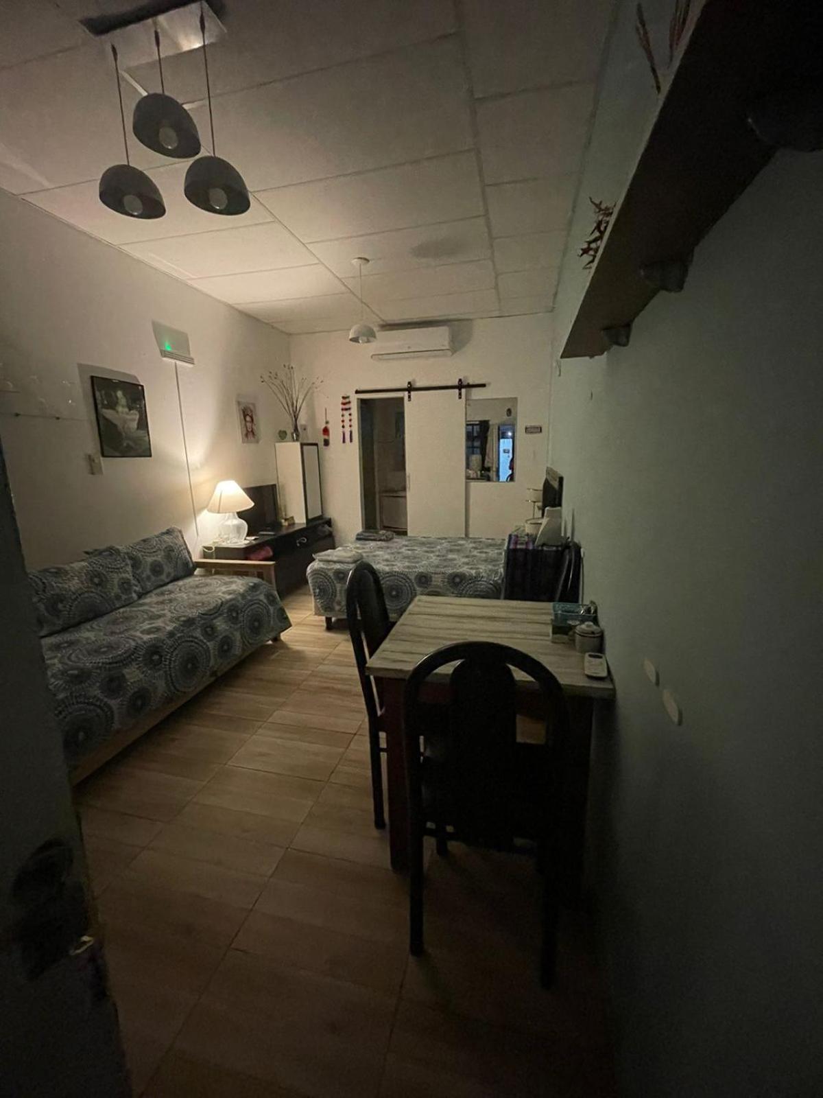 Hospedaje 3 Aeropuerto Ezeiza Pet Friendly Tranfer Gratis Desde Y Hacia El Aeropuerto De Ezeiza A 20 Minutos Apartment Exterior foto